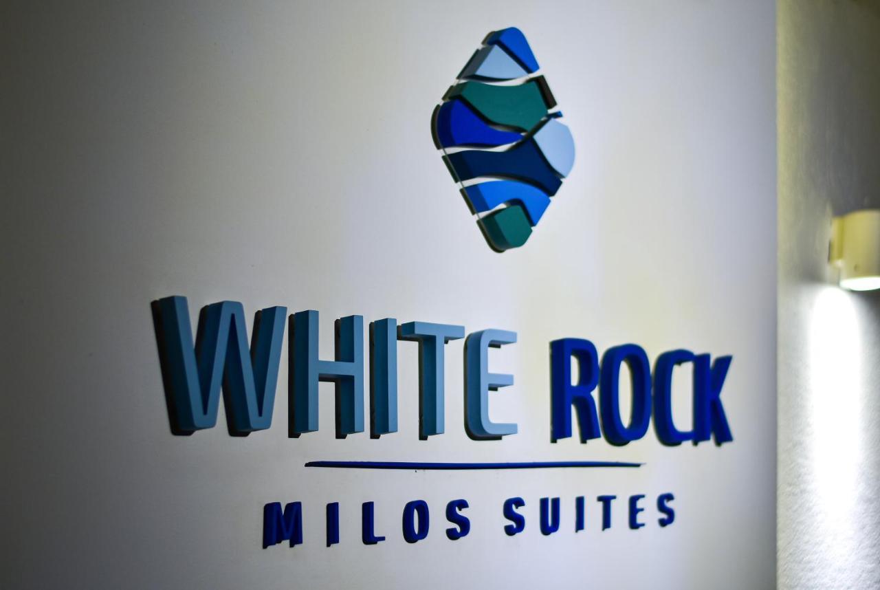 White Rock Milos Suites 阿达玛斯 外观 照片